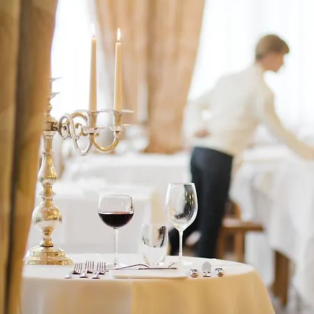 Hotel Metropole
